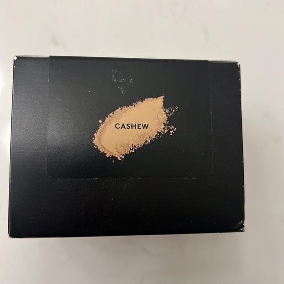 Fenty setting powder - Picture 2 of 2